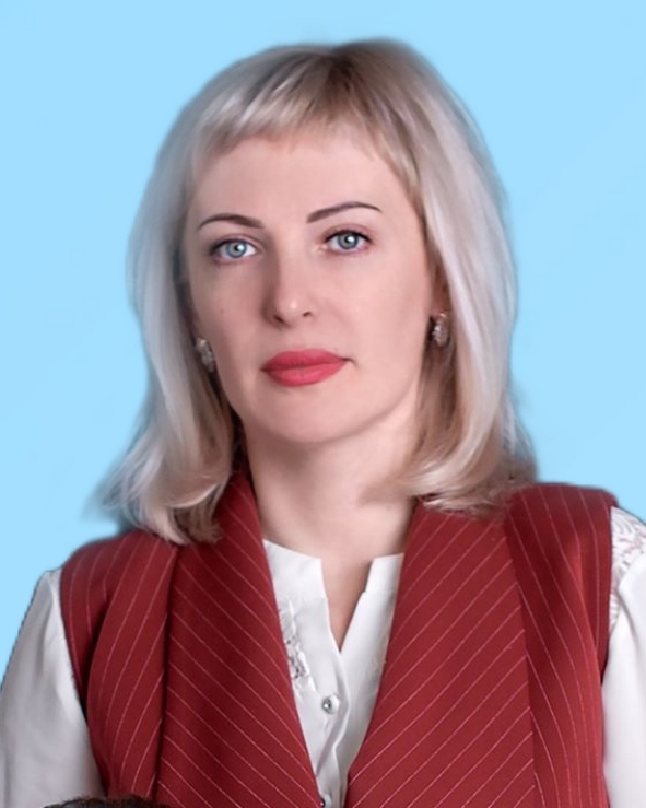 Петрова Оксана Валерьевна.
